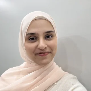 Zarah Syed, Client & Operations Manager at Sympl Solutions